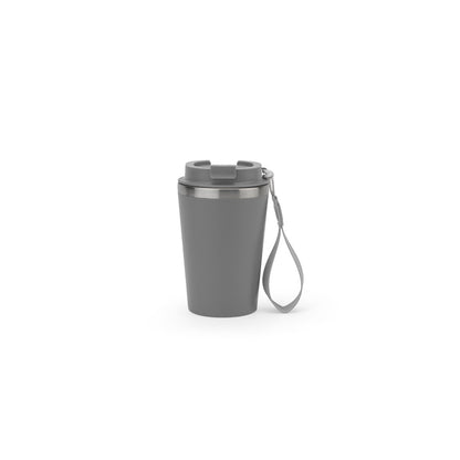 Reisebecher aus Edelstahl (90 % recycelt) und Außenwand aus PP mit matter